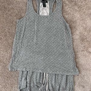 Relaxed fit maternity sleep set with lace back